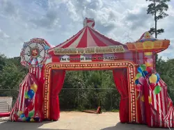 Carnival Arch - Jumptastic